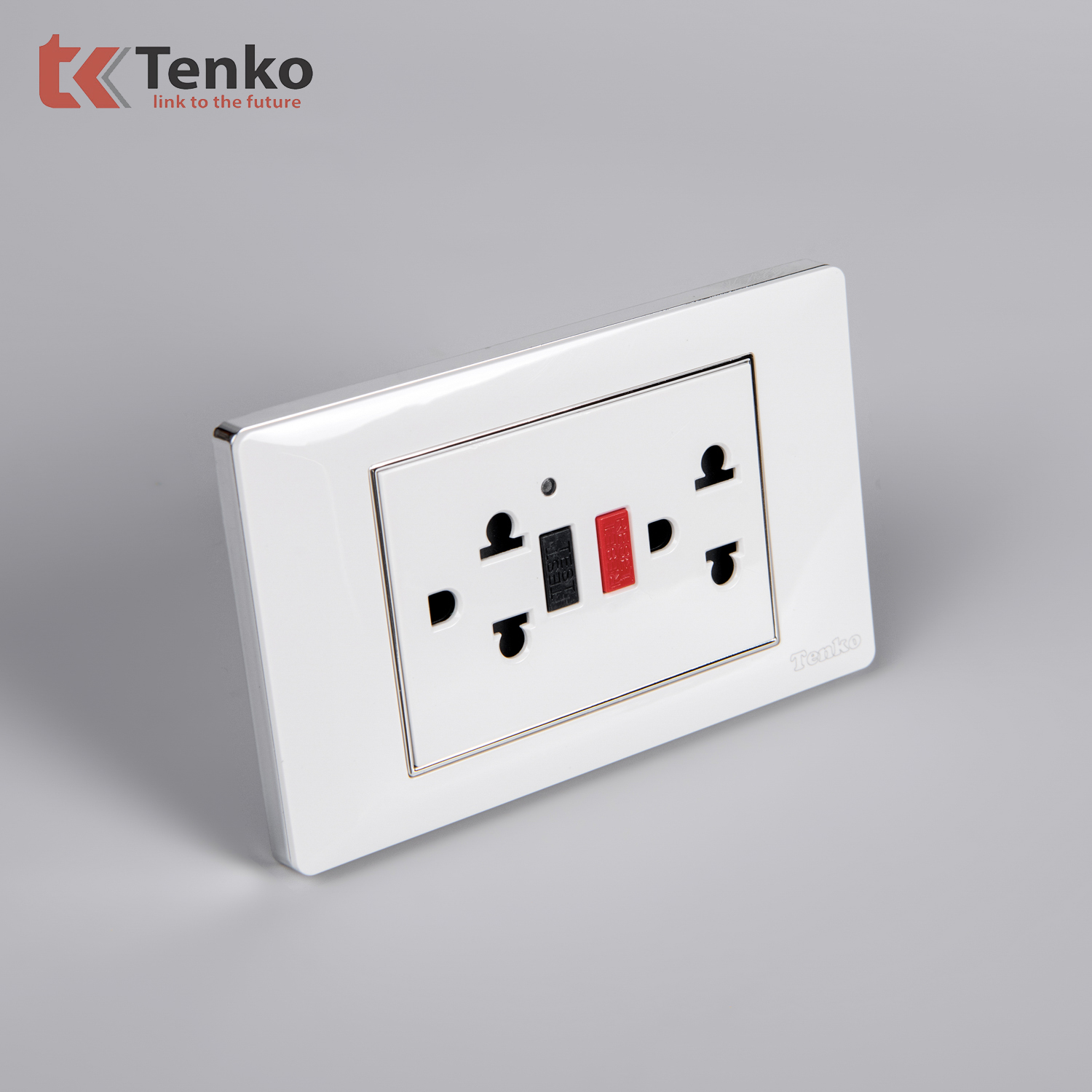 Ổ Cắm Chống Chập Mặt Nhựa Trắng Viền Bạc TK-C27-19